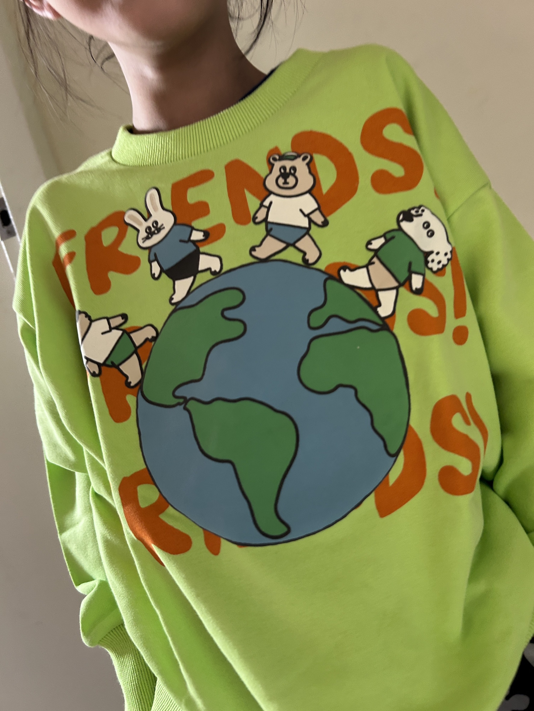 日本 Dream In Love 好友地球村 春秋款長袖上衣 (萊姆色，120) DL25AU029