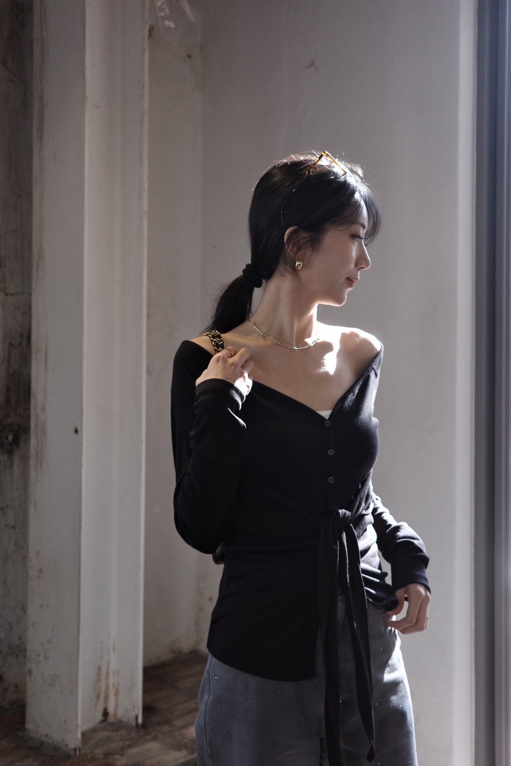 【韓國連線】A05 女神V領綁帶上衣