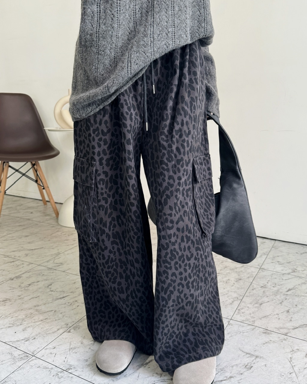 寬版鬆緊豹紋工裝褲—1707