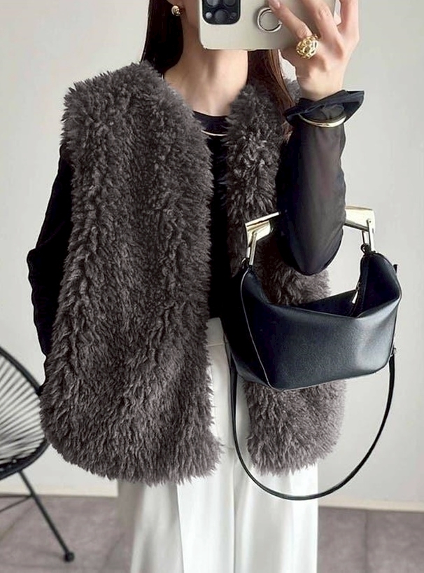 日本GRL 🇯🇵 圓潤毛絨背心 四色