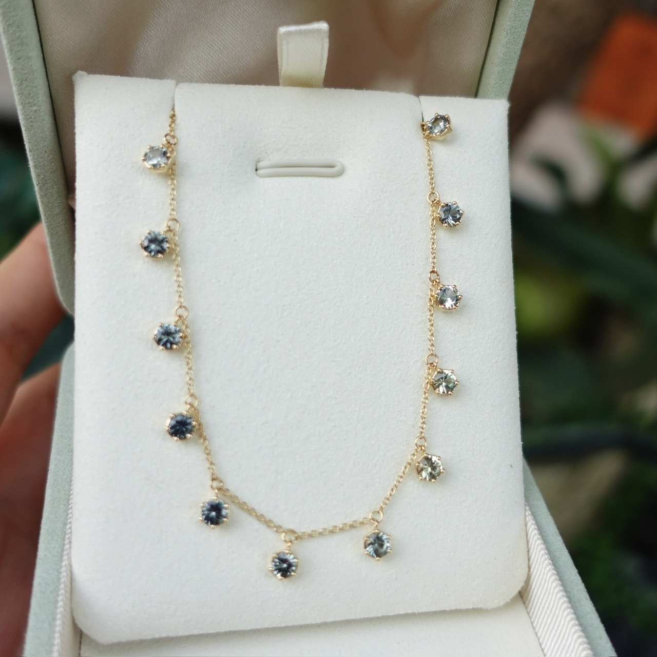 18K黃金天然無燒藍綠色藍寶石手鏈 - 滿天星