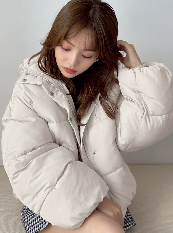 日本GRL 🇯🇵 連帽蓬鬆羽絨外套 三色