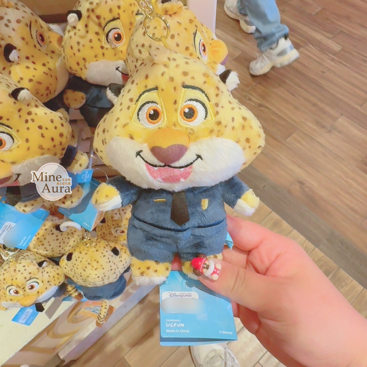 洪金豹 Benjamin Clawhauser 絨毛 警官服裝 吊飾 鑰匙圈 動物方城市 Zootopia -香港迪士尼樂園