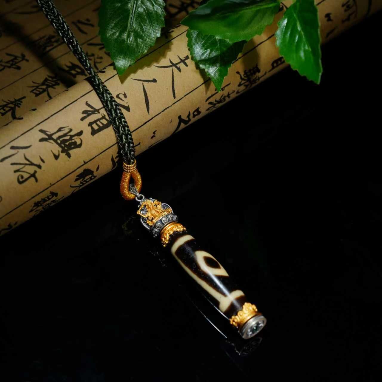 文殊普賢雪域雙護銀鑲二眼天珠