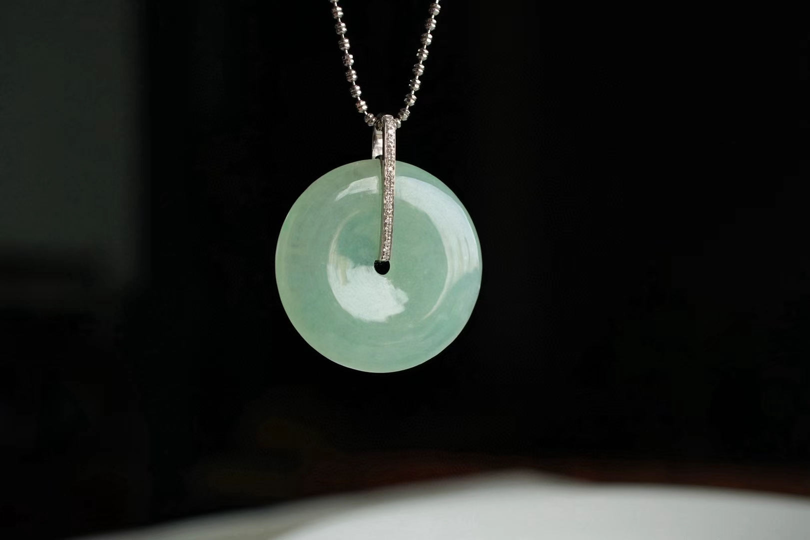 116824 翡翠冰甜晴綠平安扣 (25.6mm直徑)