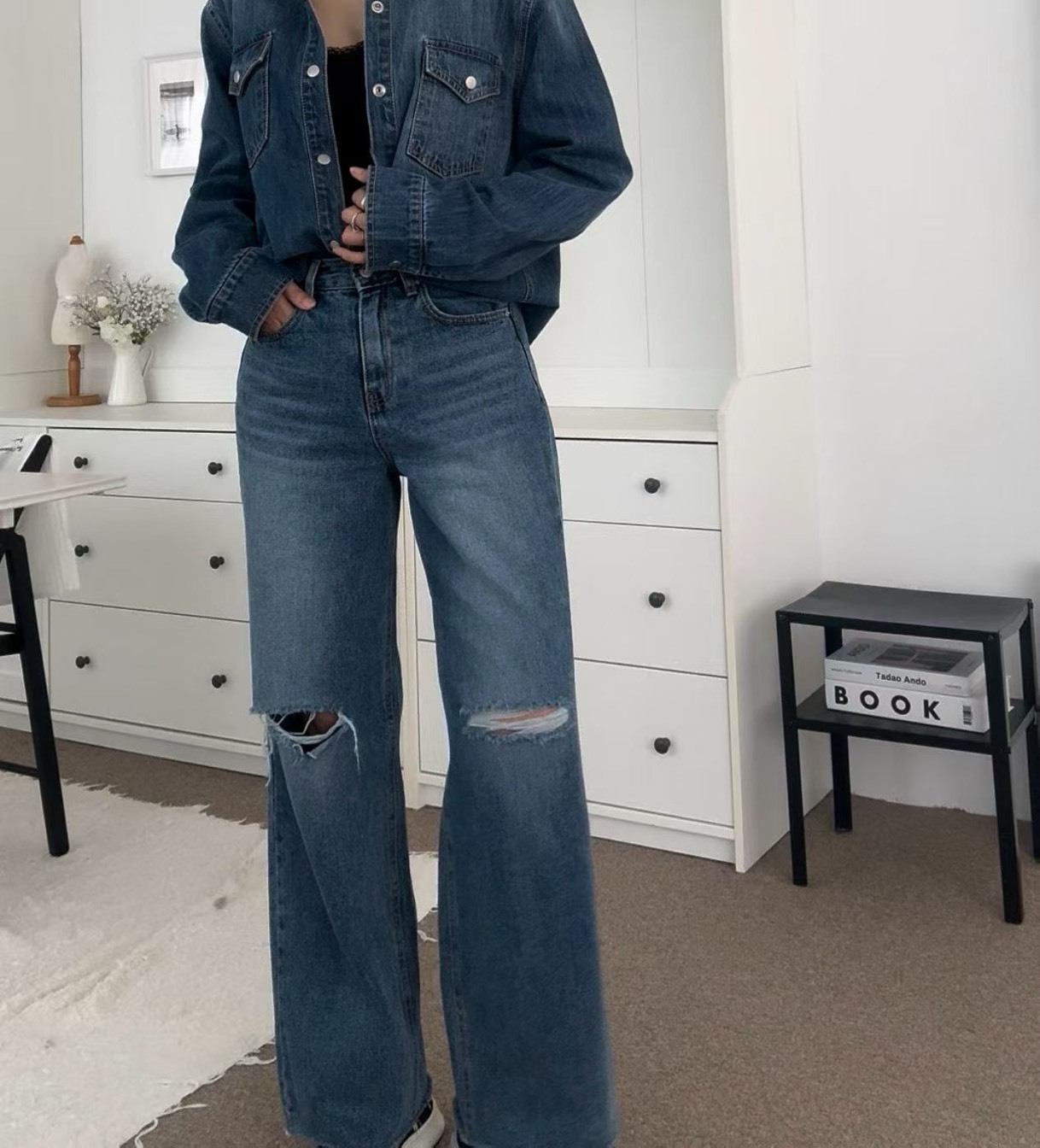 膝蓋破損牛仔長褲