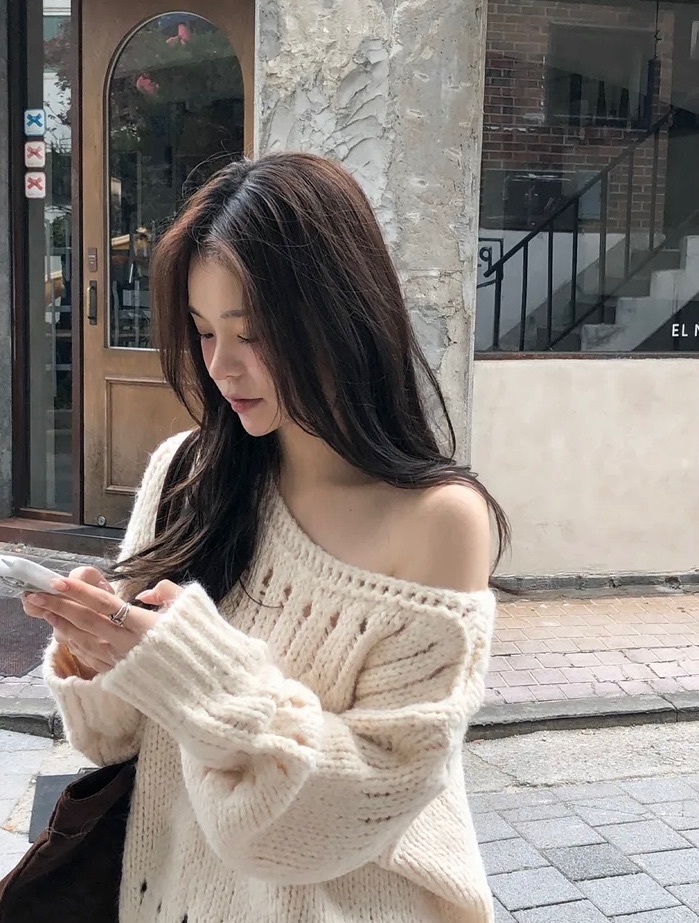 【優惠價預訂】韓國船領穿窿設計冷衫（7色）