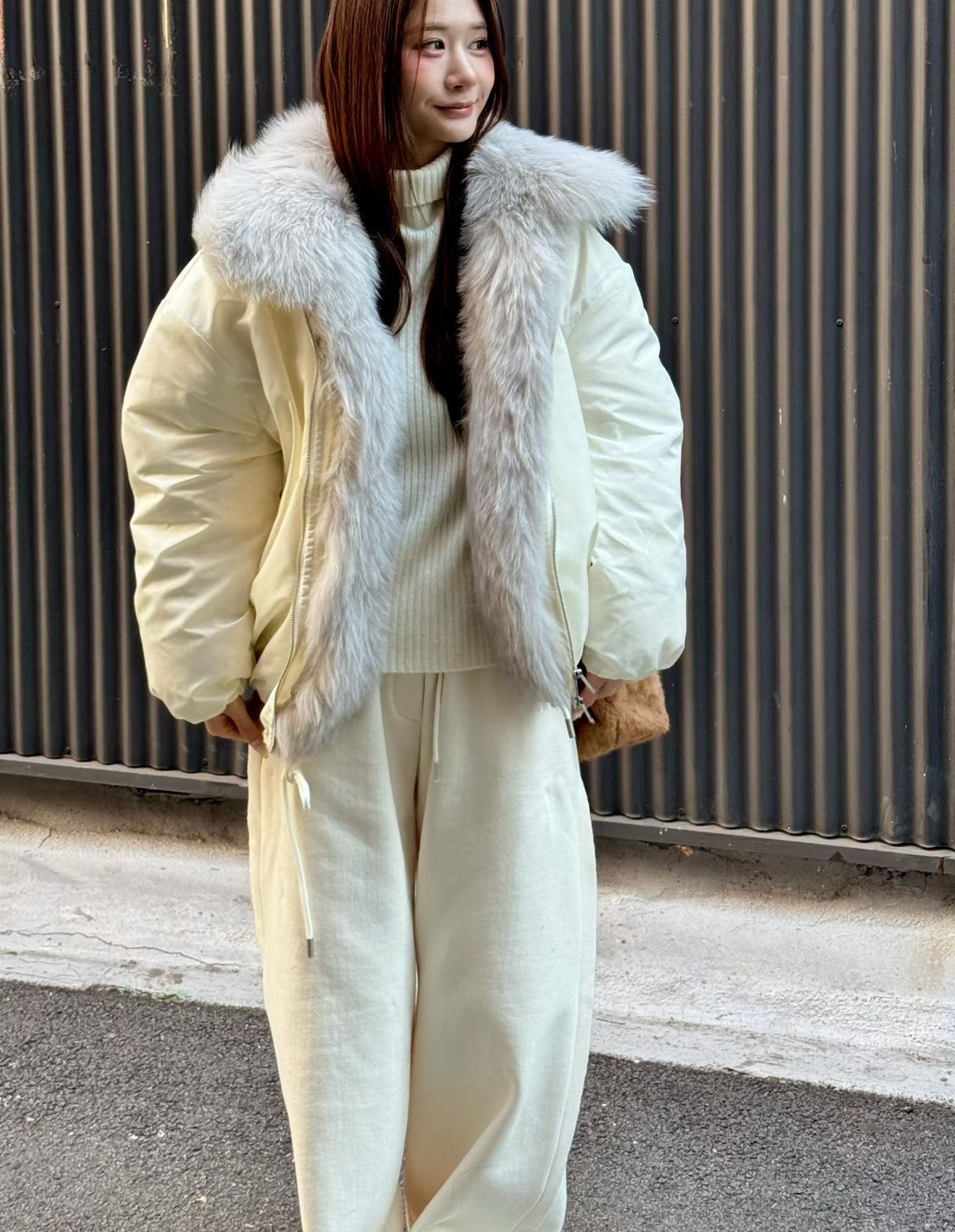 狐狸毛邊鴨絨短外套