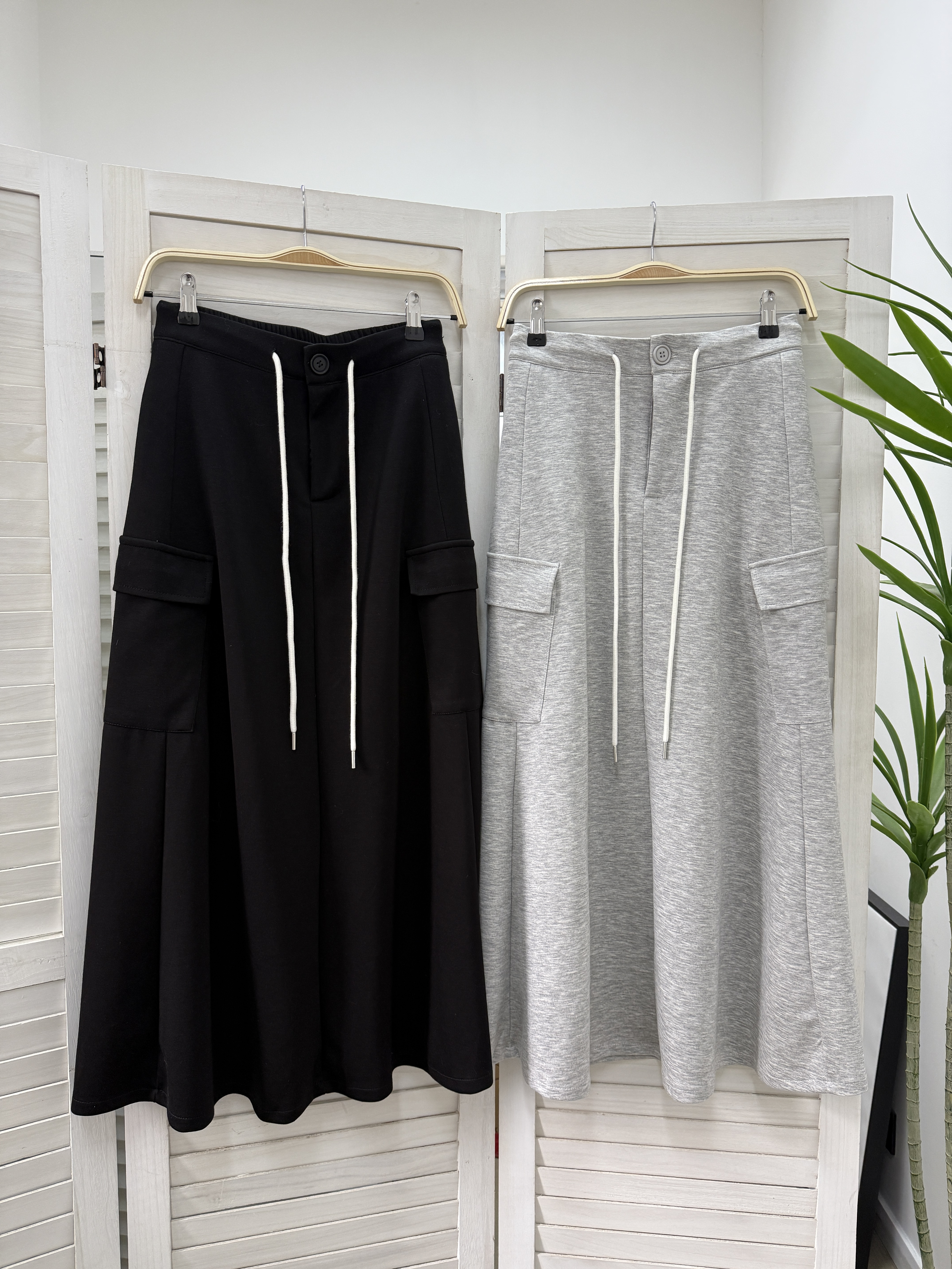 後橡筋傘形長裙