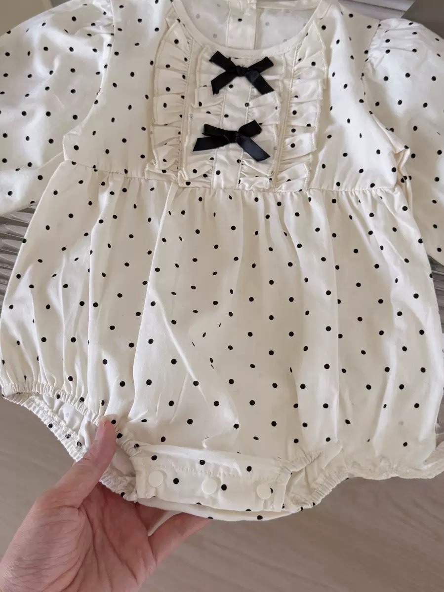 甜美波點包屁衣