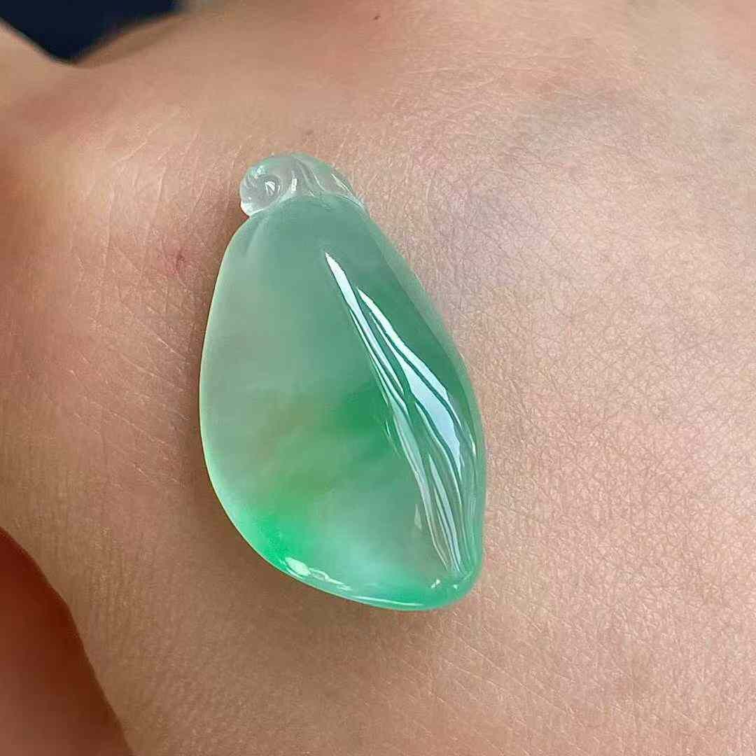 翡翠高冰飄綠福瓜吊墜,天然翡翠A玉, 緬甸玉, Jade, Jadeite