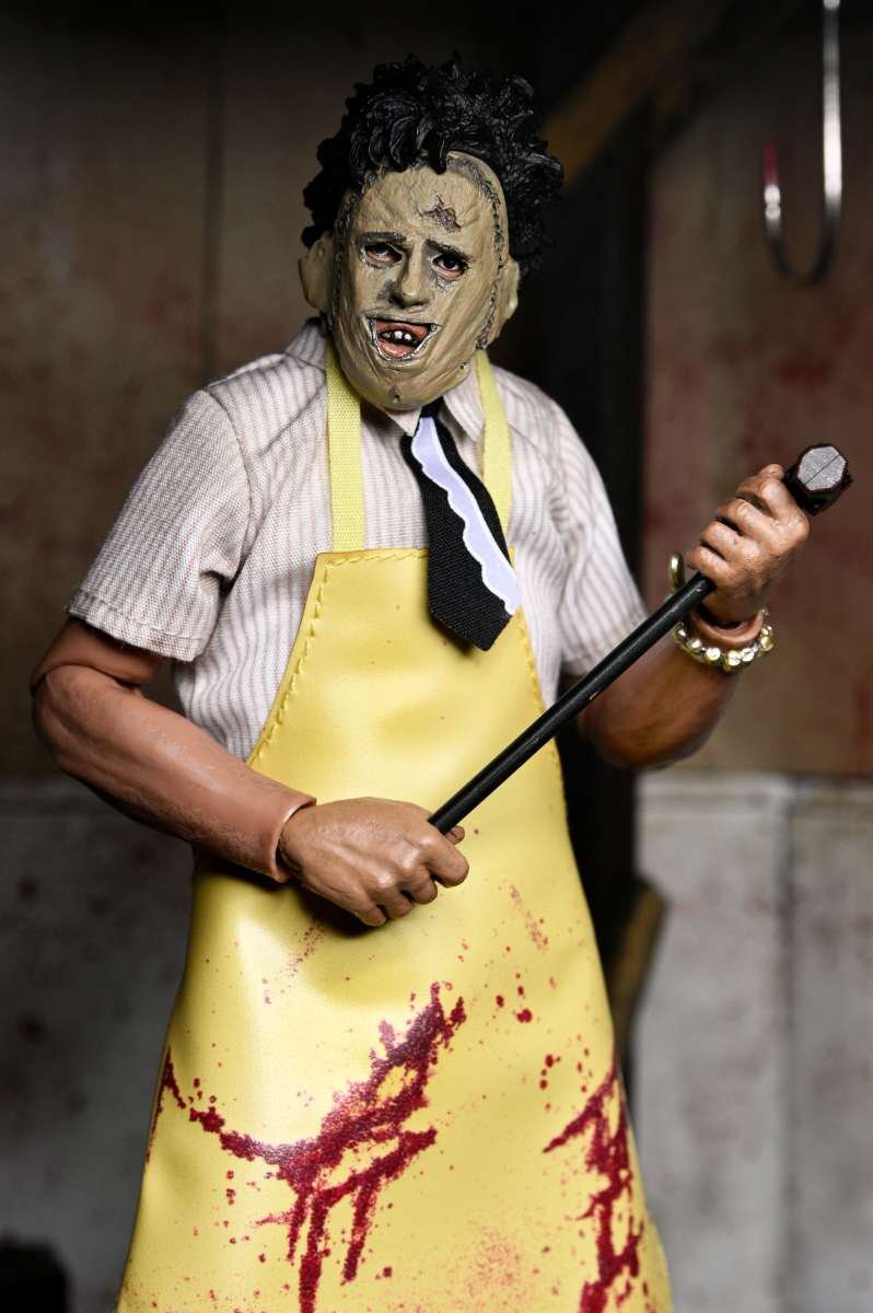 (預訂) NECA Texas Chainsaw Massacre - 8" Clothed Action Figure - Leatherface