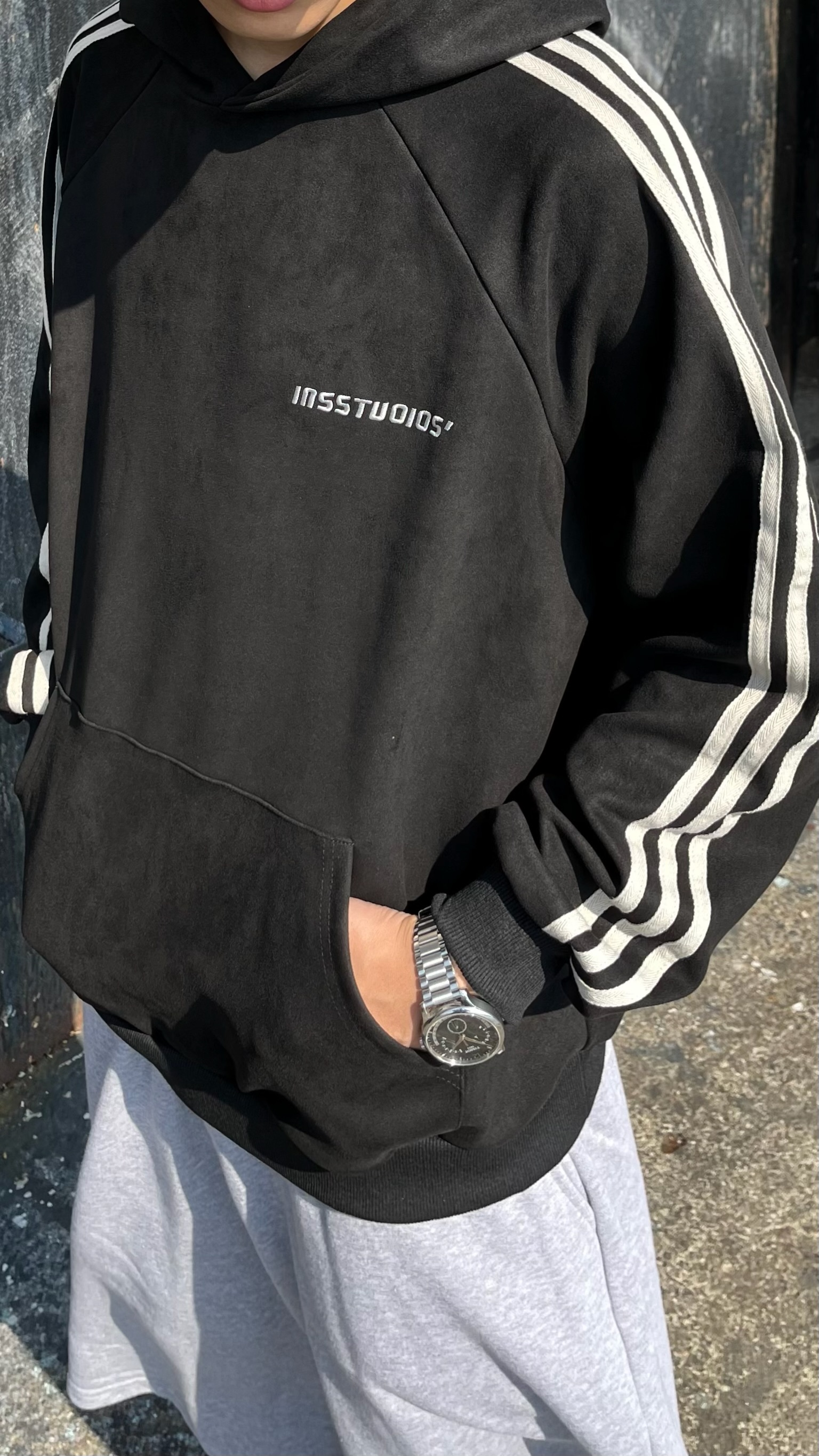 INSSTUOIOS 刺繡麂皮帽Tee (3colors)