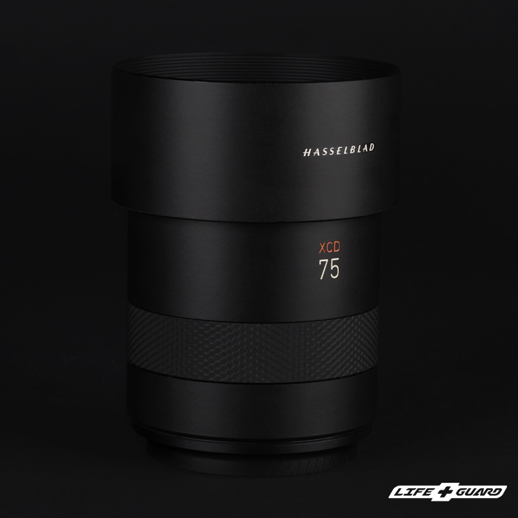 LIFE+GUARD 鏡頭貼膜安裝示意，適用 Hasselblad XCD 75mm F3.4 P