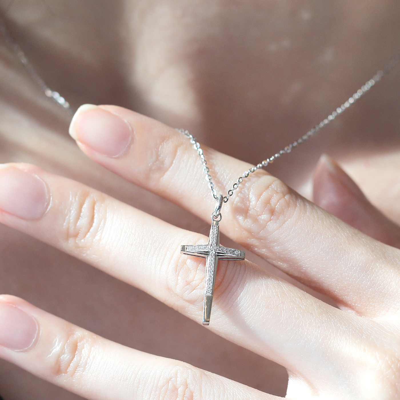 永誓銘愛  — 8分十字架鑽石項鍊