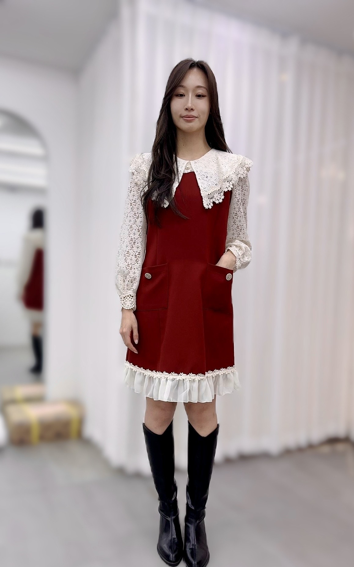 P68  LACE領連身裙  胸42 腰40   HIP47  長36   原價 $539