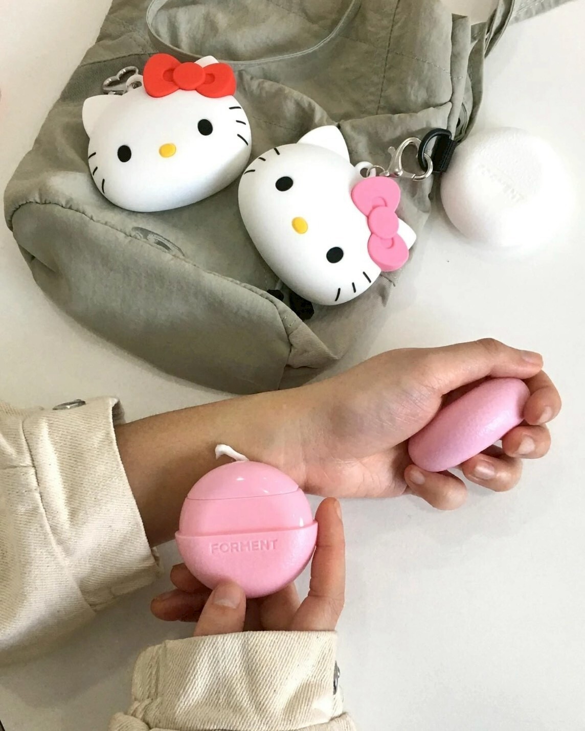 韓國 FORMENT ✕ Hello Kitty 凱蒂貓 固體香水 香膏 聯名款 含Kitty吊飾