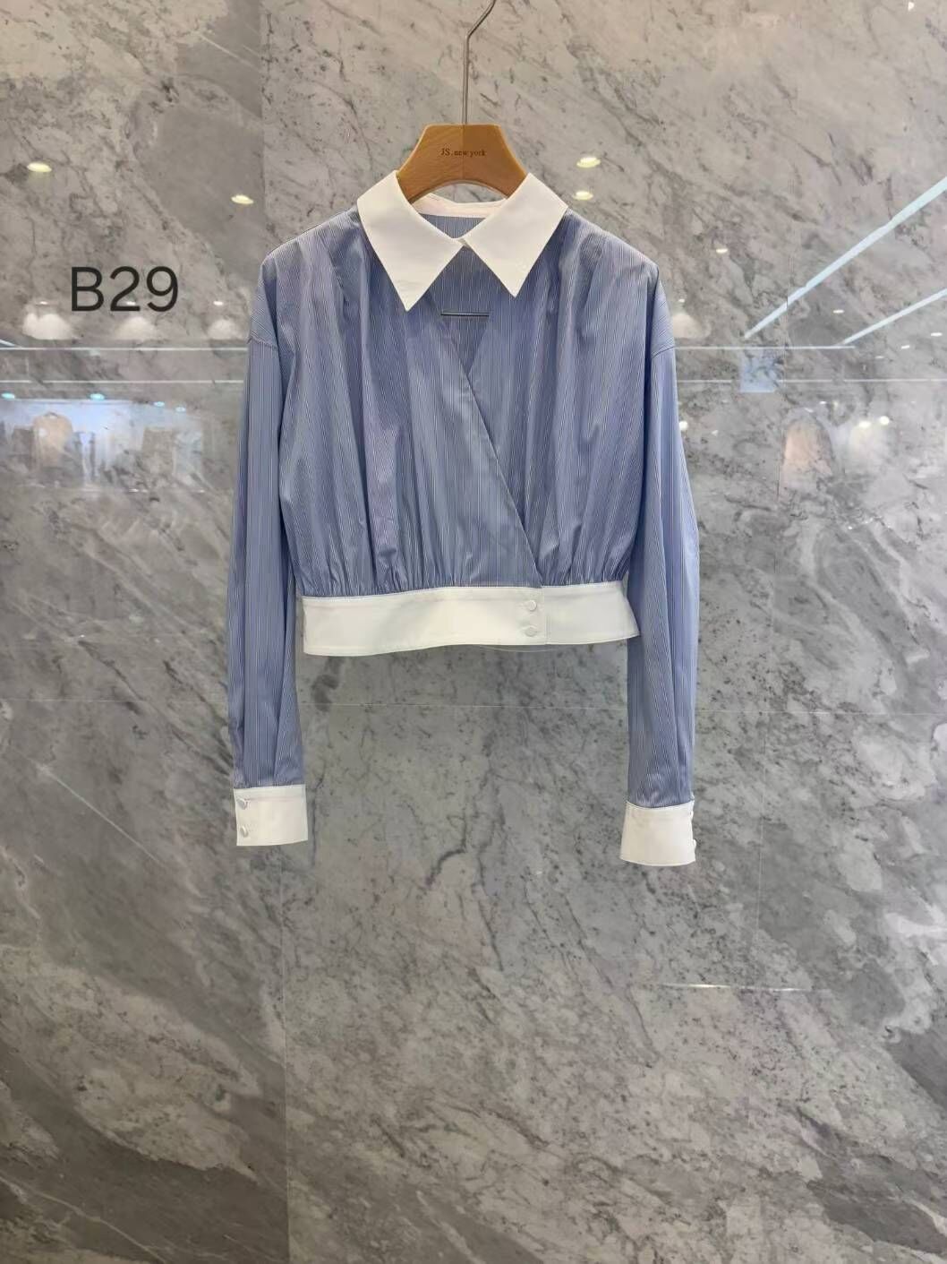 JN5226 小性感鏤空撞色短版恤衫料上衣