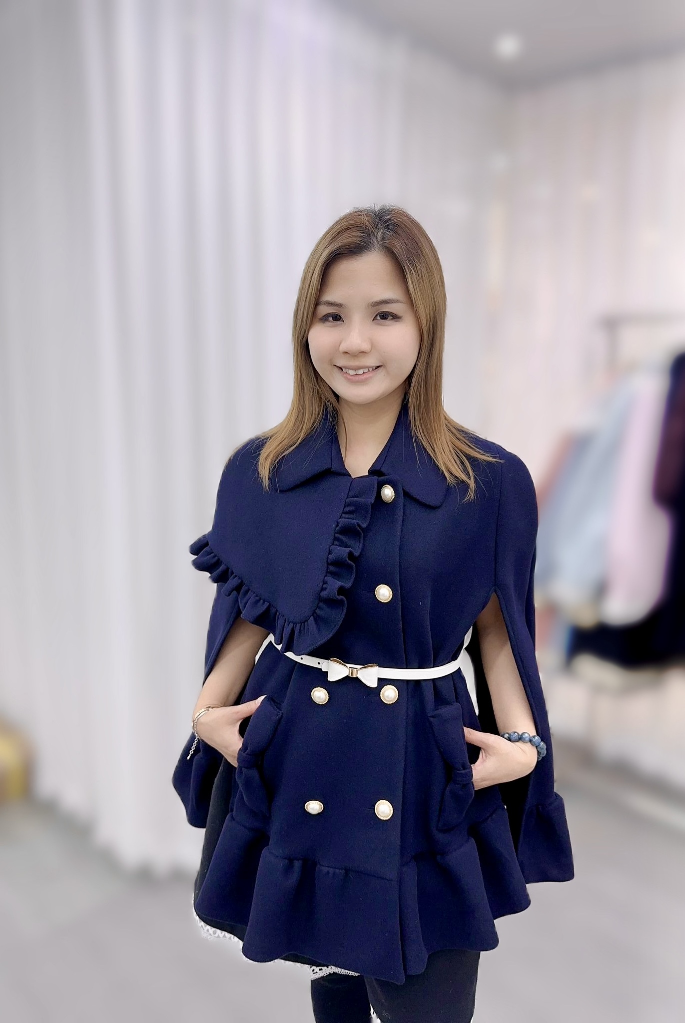 P63   羊毛高質輕身斗篷   長27.5   原價 $819  羊毛35%  校長自留款