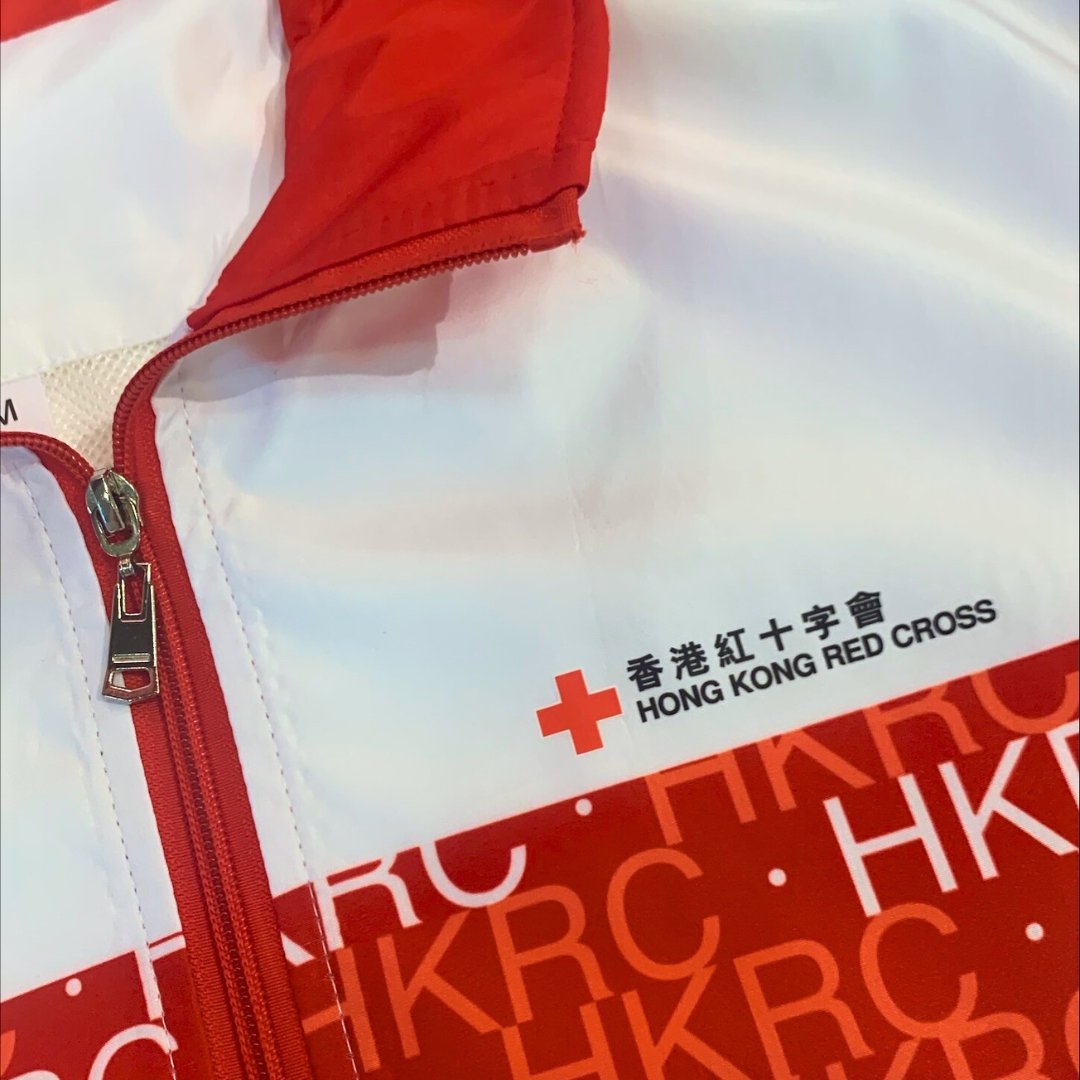 香港紅十字會風褸 - 紅白色