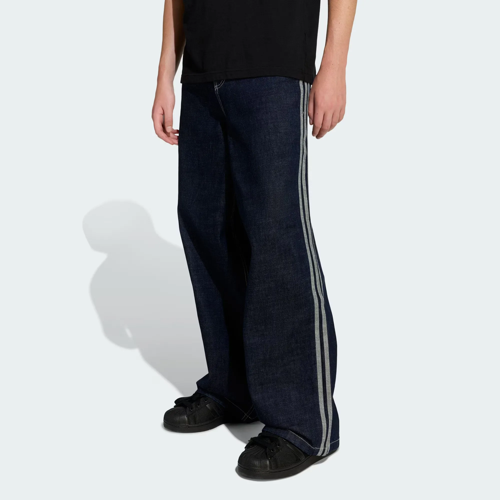 【預購】adidas Originals FW25 90s Alternative Wide-Leg Skater Pants｜寬鬆闊腿條紋牛仔褲｜男款