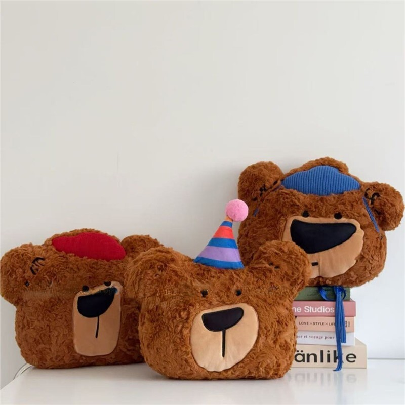 《6389》戴帽子小熊沙發靠墊抱枕