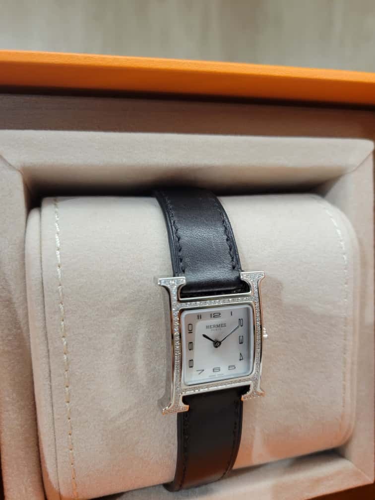95%NEW HERMES HEURE H WATCH NOIR DIAMOND SMALL MODEL 黑色馬鞍皮