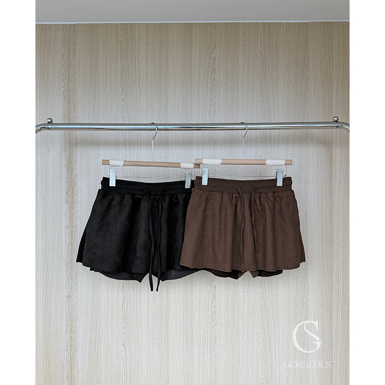 M22「超瘦！彈力麂皮散褲裙」