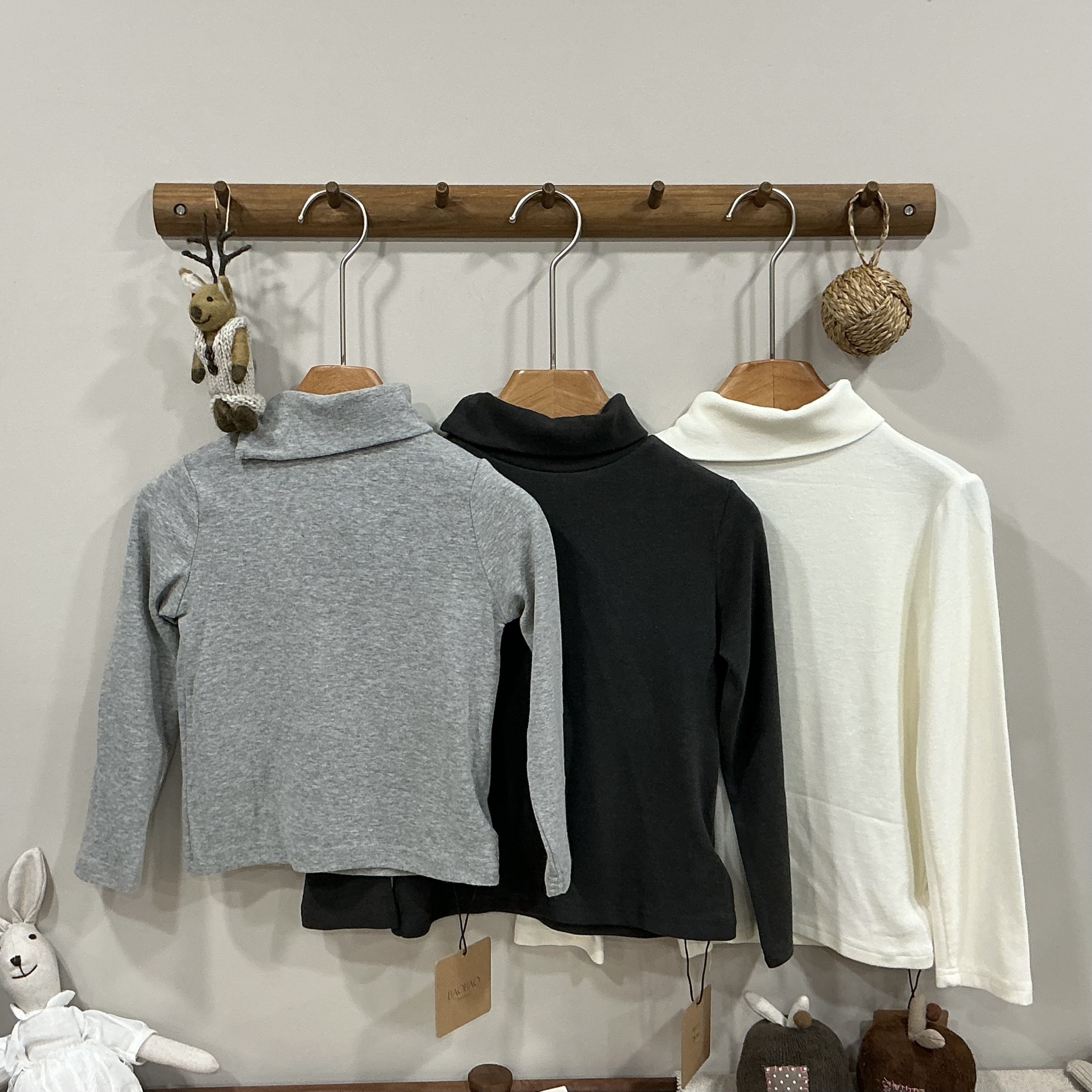 A03605造型領口打底衣