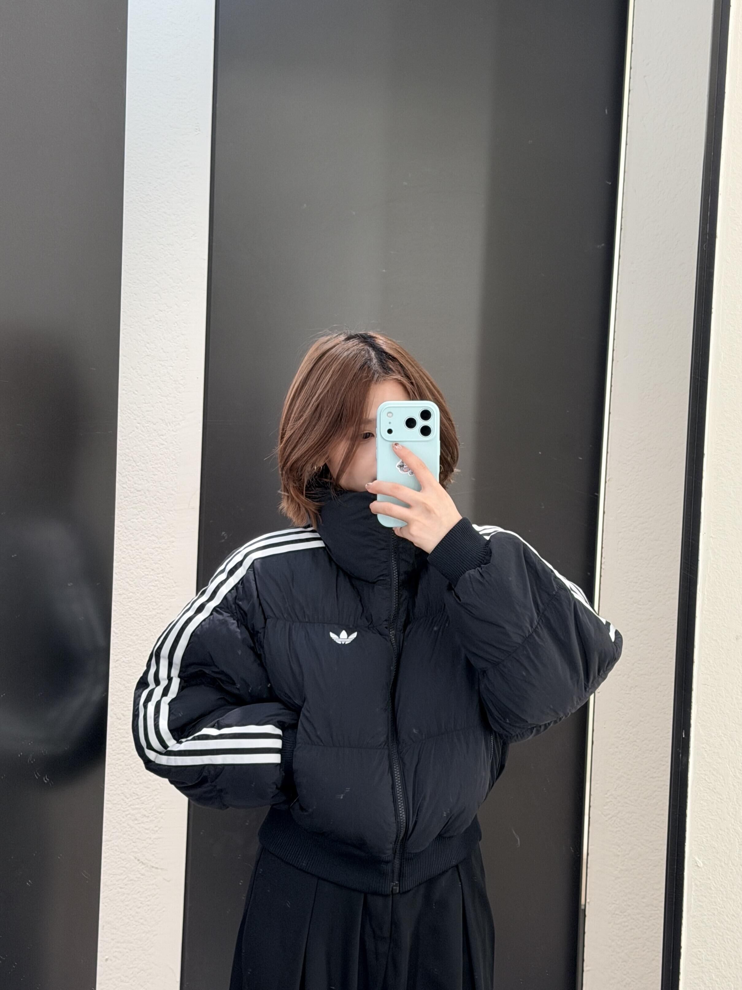 代購-Adidas Originals ADICOLOR 條紋 短版 寬鬆 外套 女 JX2970