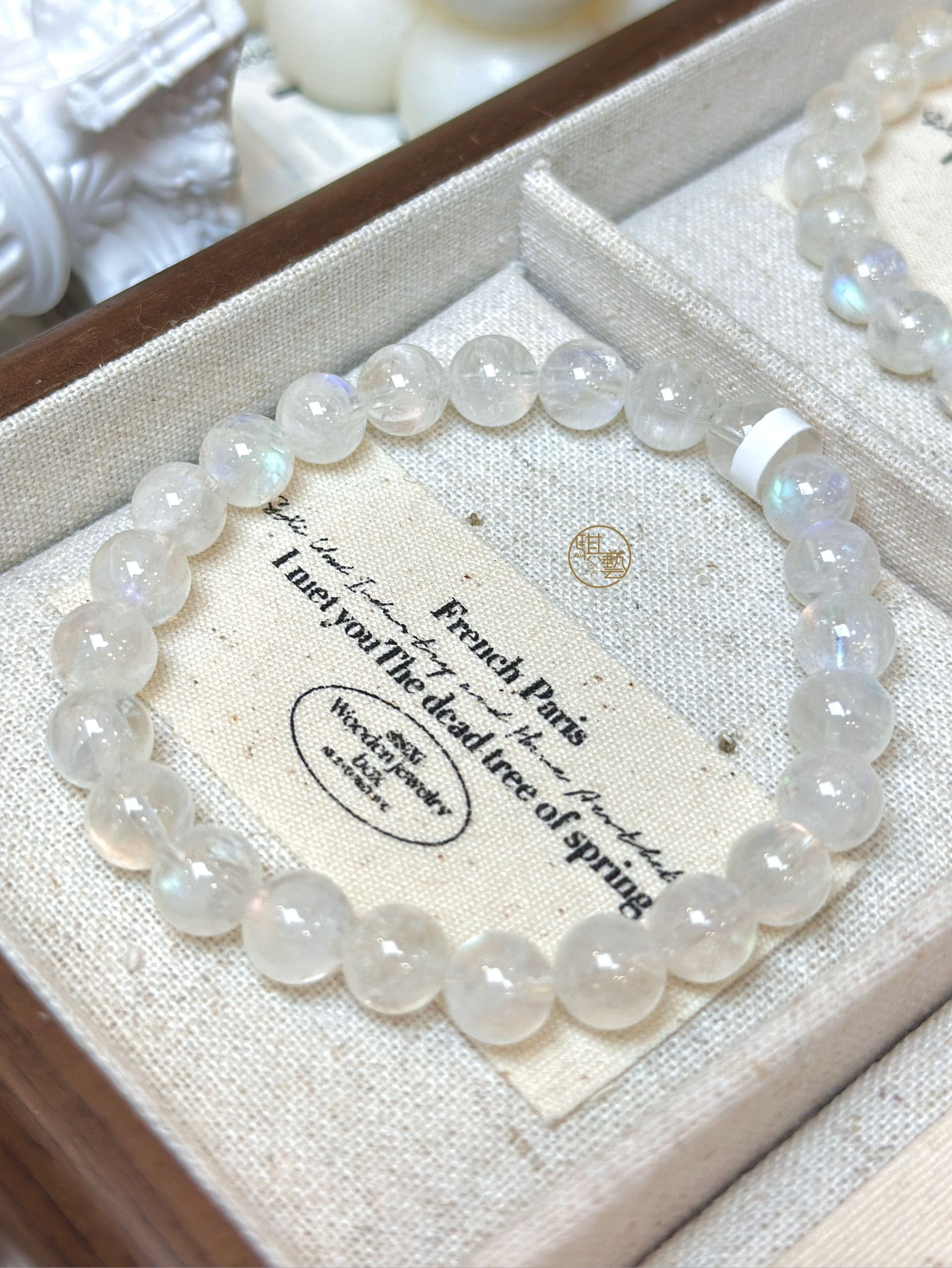 馬島月光手串｜柔光靜心・直覺開啟・情緒平衡（7mm+）