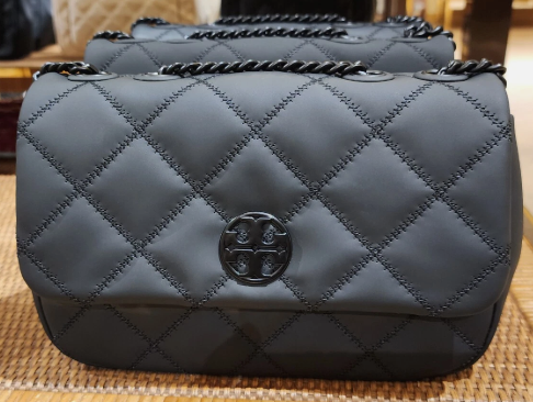 PS47 Tory Burch 149682 Willa Matte Small Adjustable Shoulder Bag