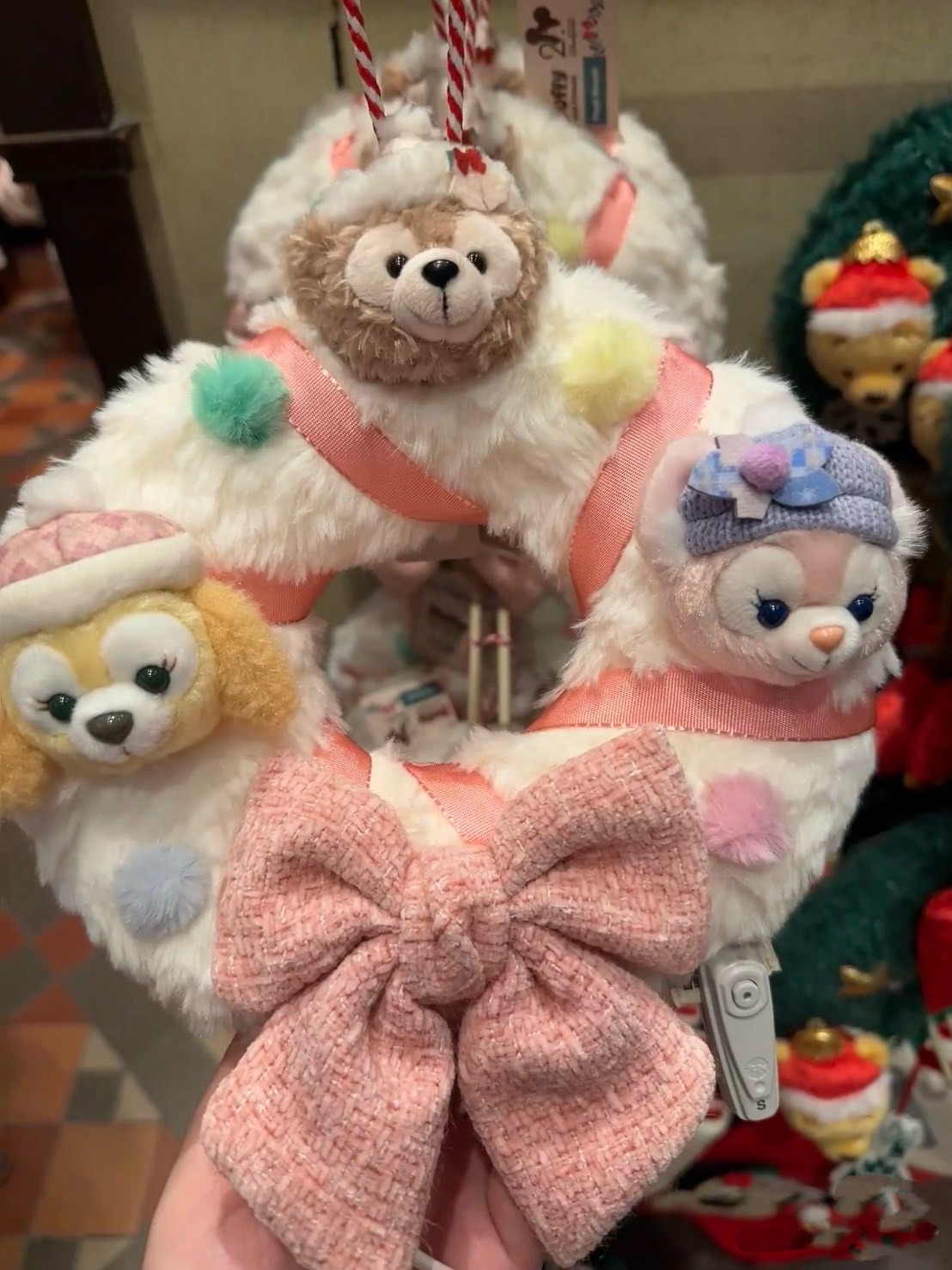 【預購】香港迪士尼代購 Disney 2025 聖誕限定 聖誕花圈 花環 達菲 玲娜貝兒 餅乾狗