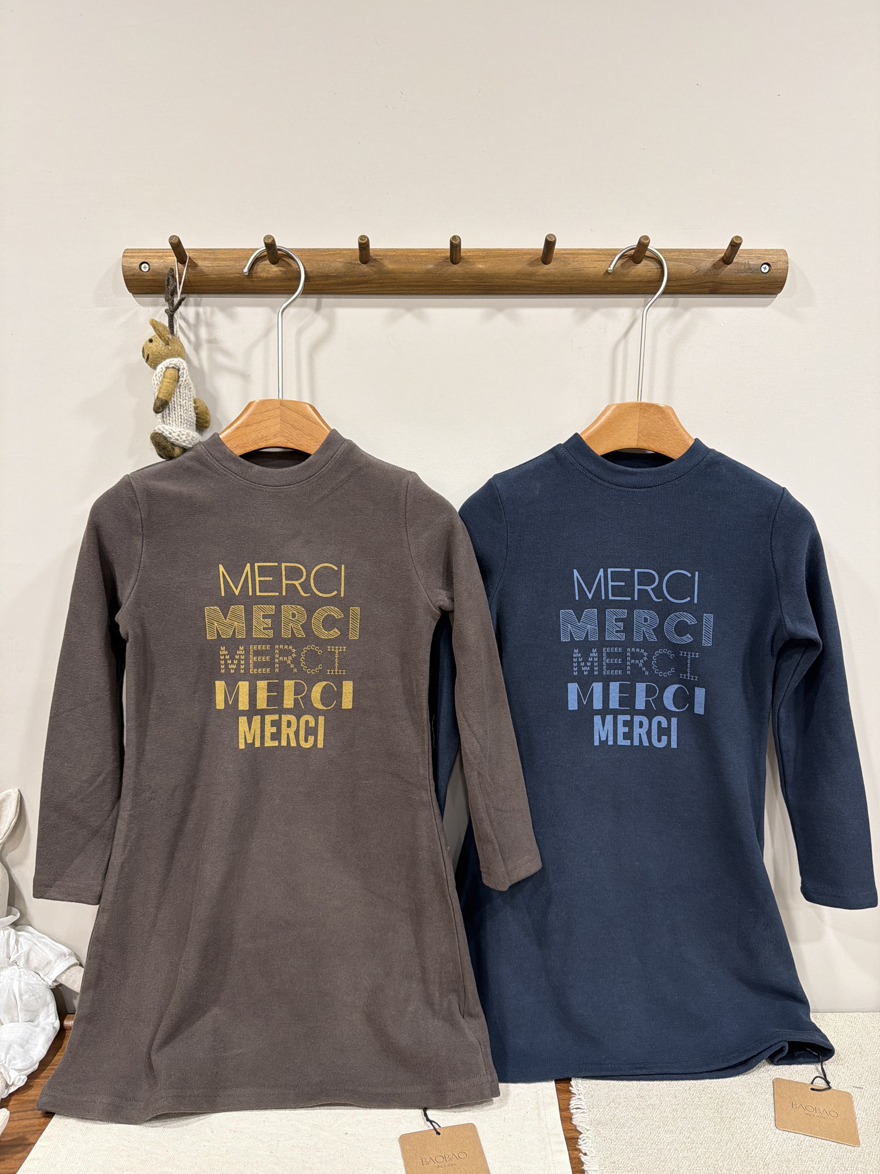 A03601法文字母磨毛連身裙