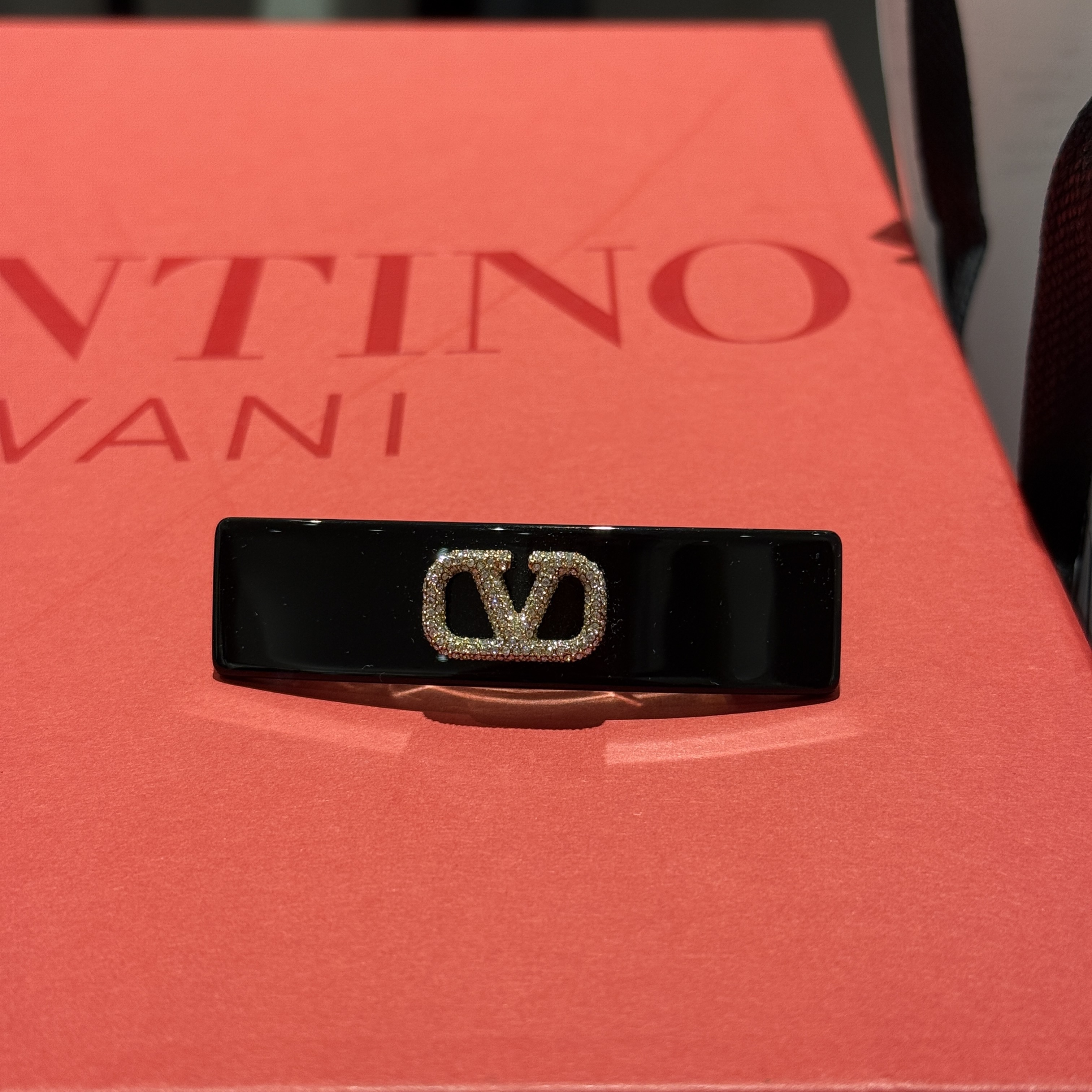 Valentino hair clip black