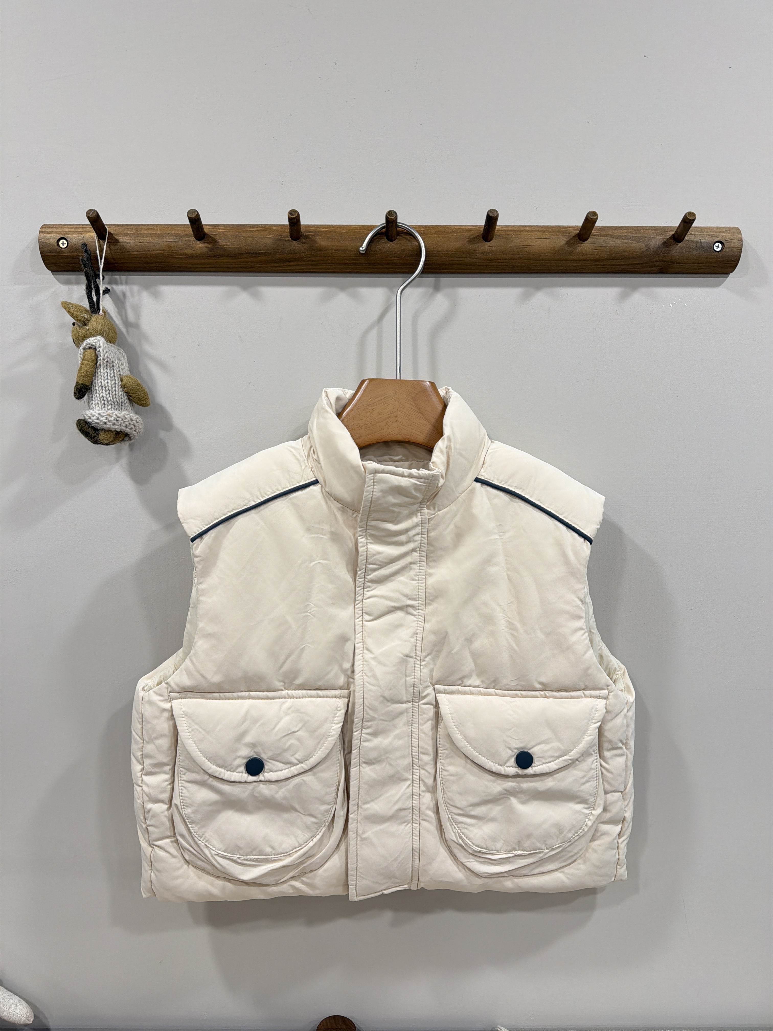 A03619撞色夾邊鋪棉背心