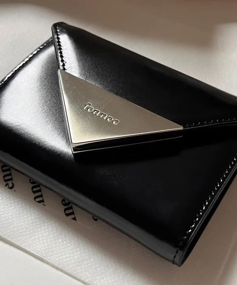 Fennec 金屬漆面三折皮夾