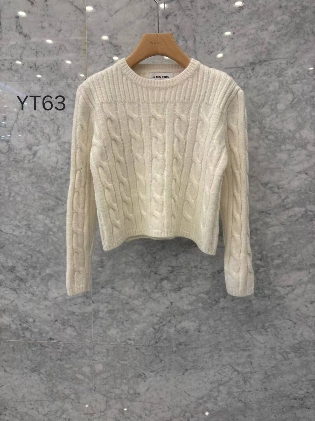 JN5246 麻花坑紋織紋冷衫上衣（特價商品優惠碼不適用）