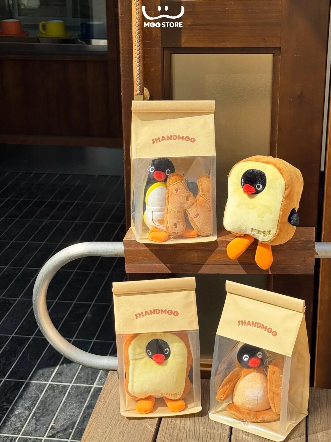 代購-<500元左右交換禮物>正版授權 PINGU 企鵝家族 麵包系列 毛絨 掛件