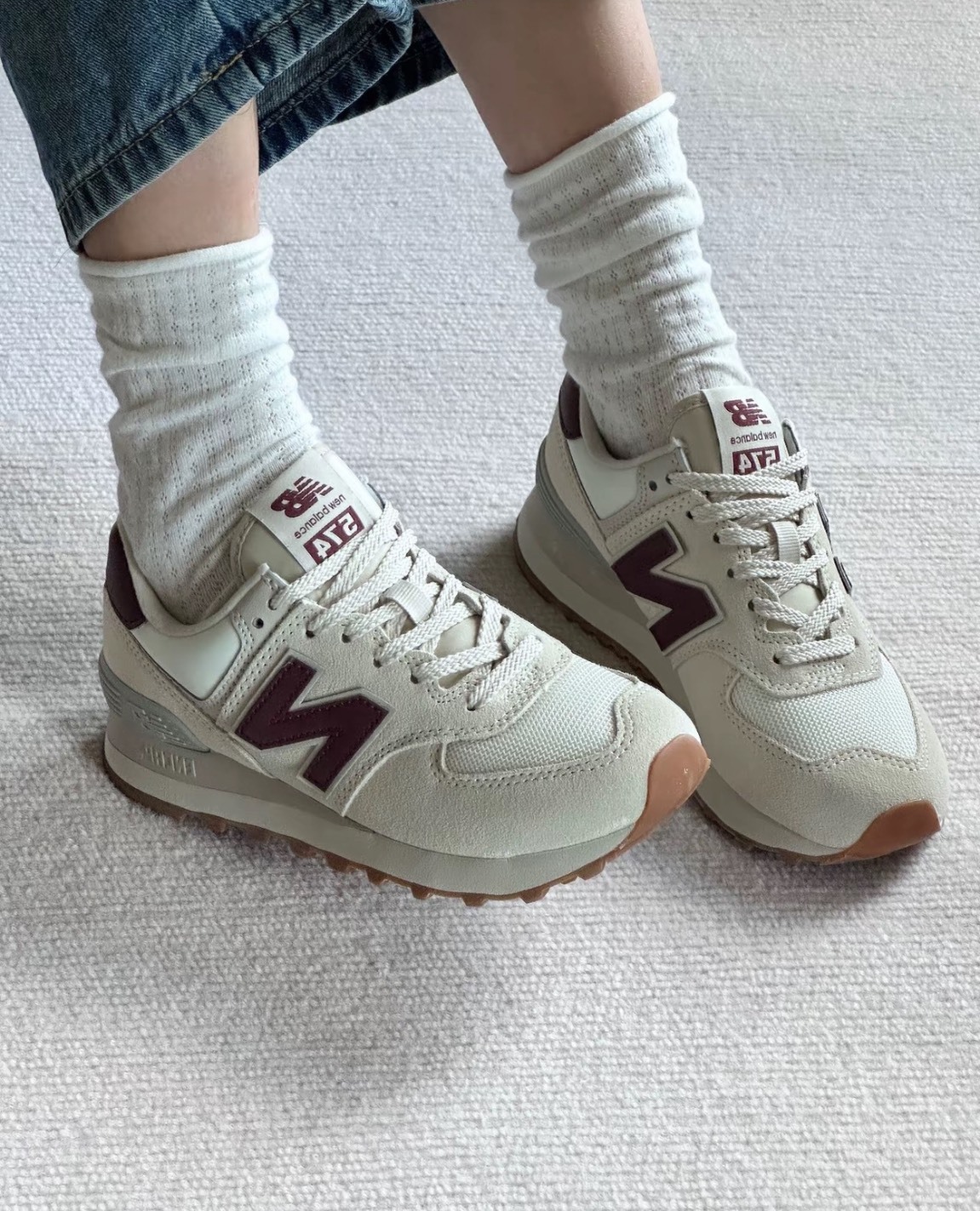 New Balance 574 米白色 酒紅 男女鞋 WL574RCF