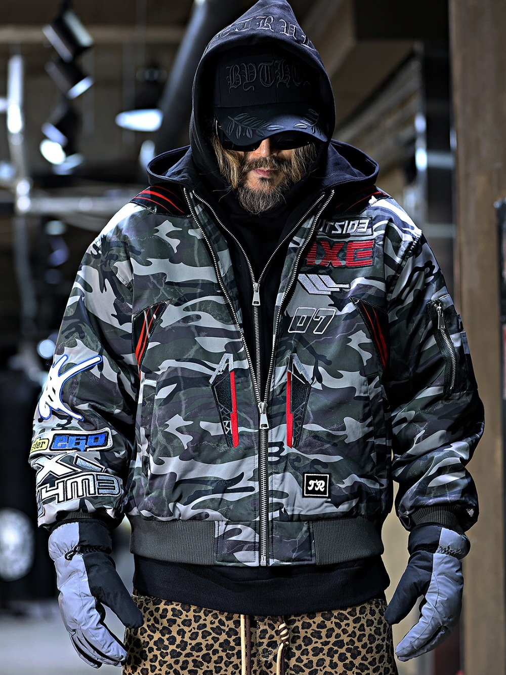 帶帽多層迷彩飛行夾克