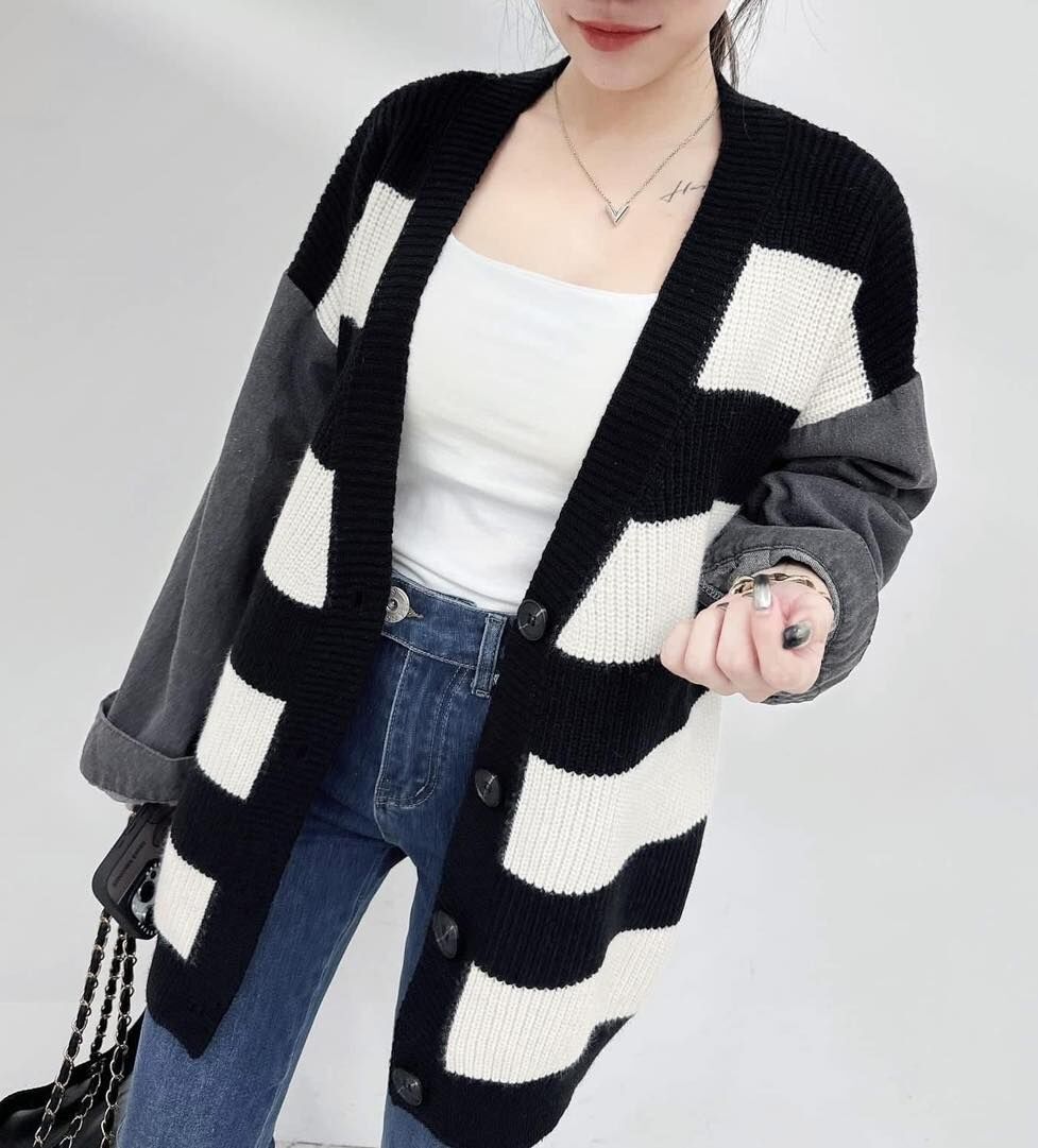 【時髦必備的異材質拼接牛仔針織外套】（現貨）