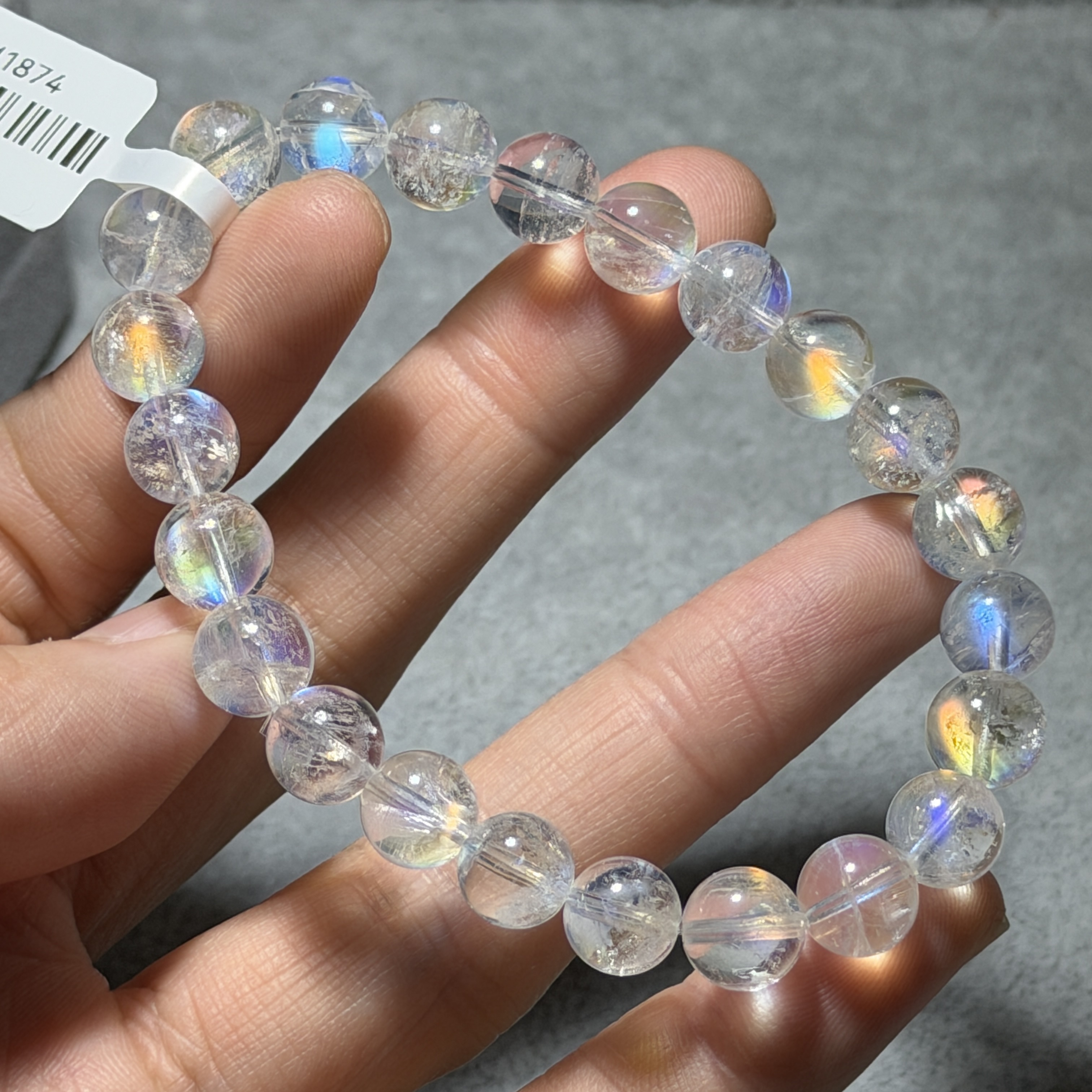 高級數彩虹光月亮石 8+mm BM1874