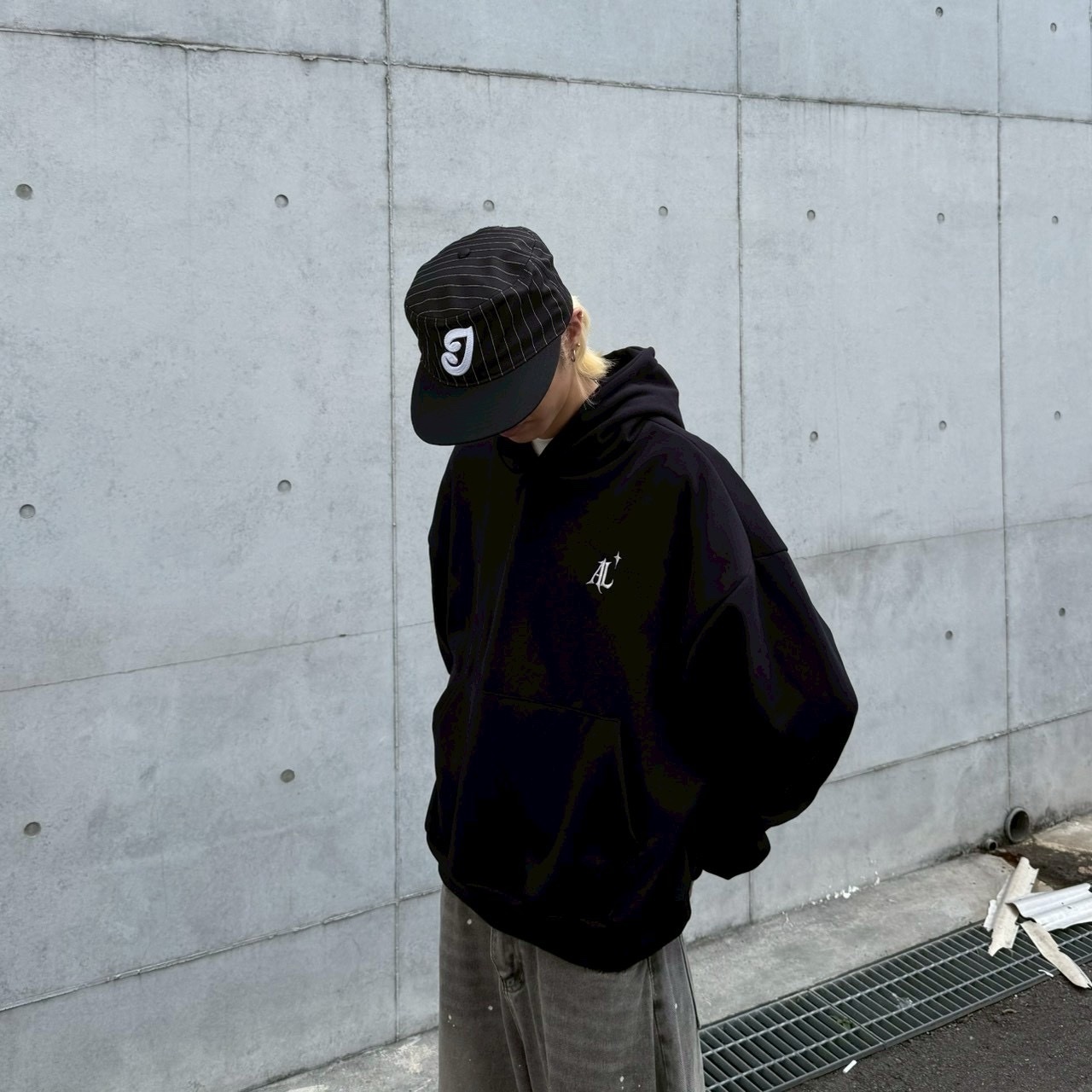 AL 英文 刺繡 短版 連帽 長袖 帽T