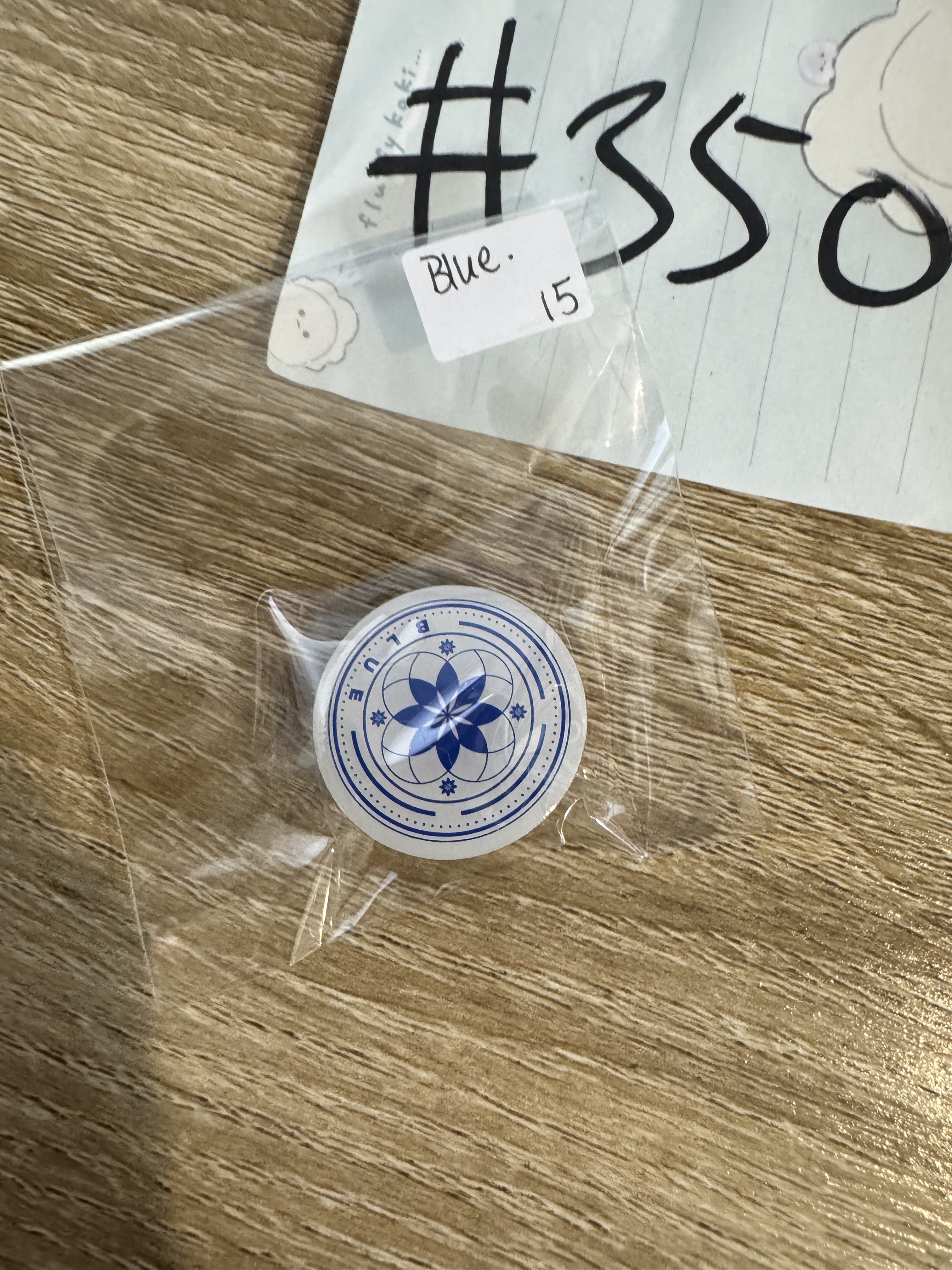 彩虹社 blue 襟章#350