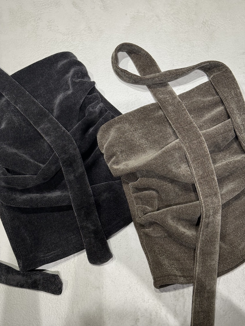 corduroy side ruched crop top with scarf