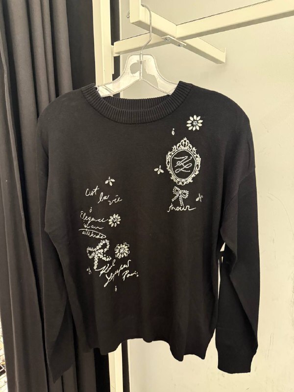 [U] KARL LAGERFELD BLACK EMBELLISHED WHIMSY SWEATER, L5ZSS737-BLK (UKL294)