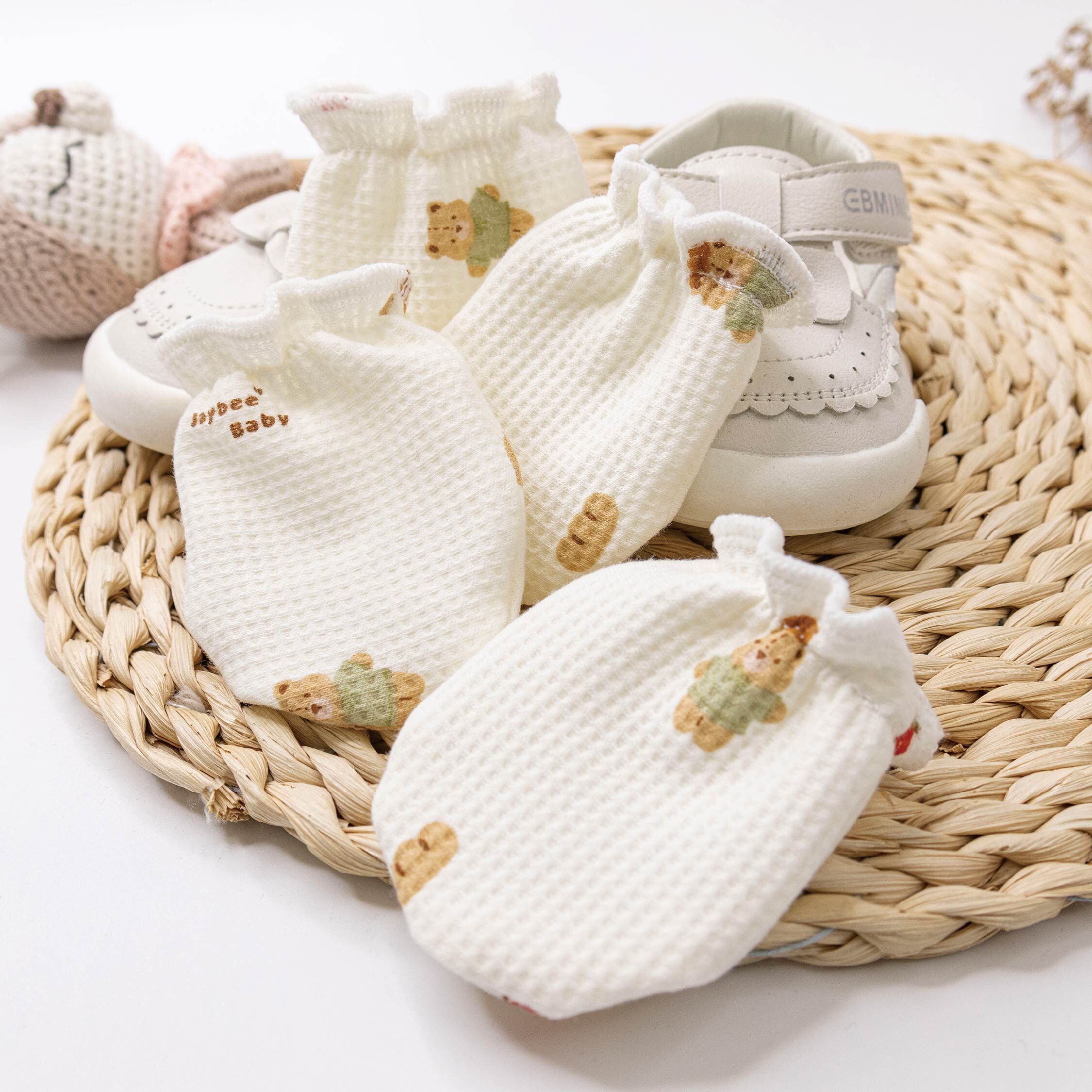 【JB0552】MIT蘋安小熊華夫格寶寶手套(兩雙一組)