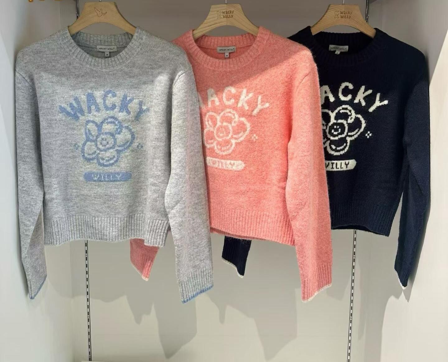 Wacky Willy 花卉圖案休閒針織毛衣長袖（K11 BR38）