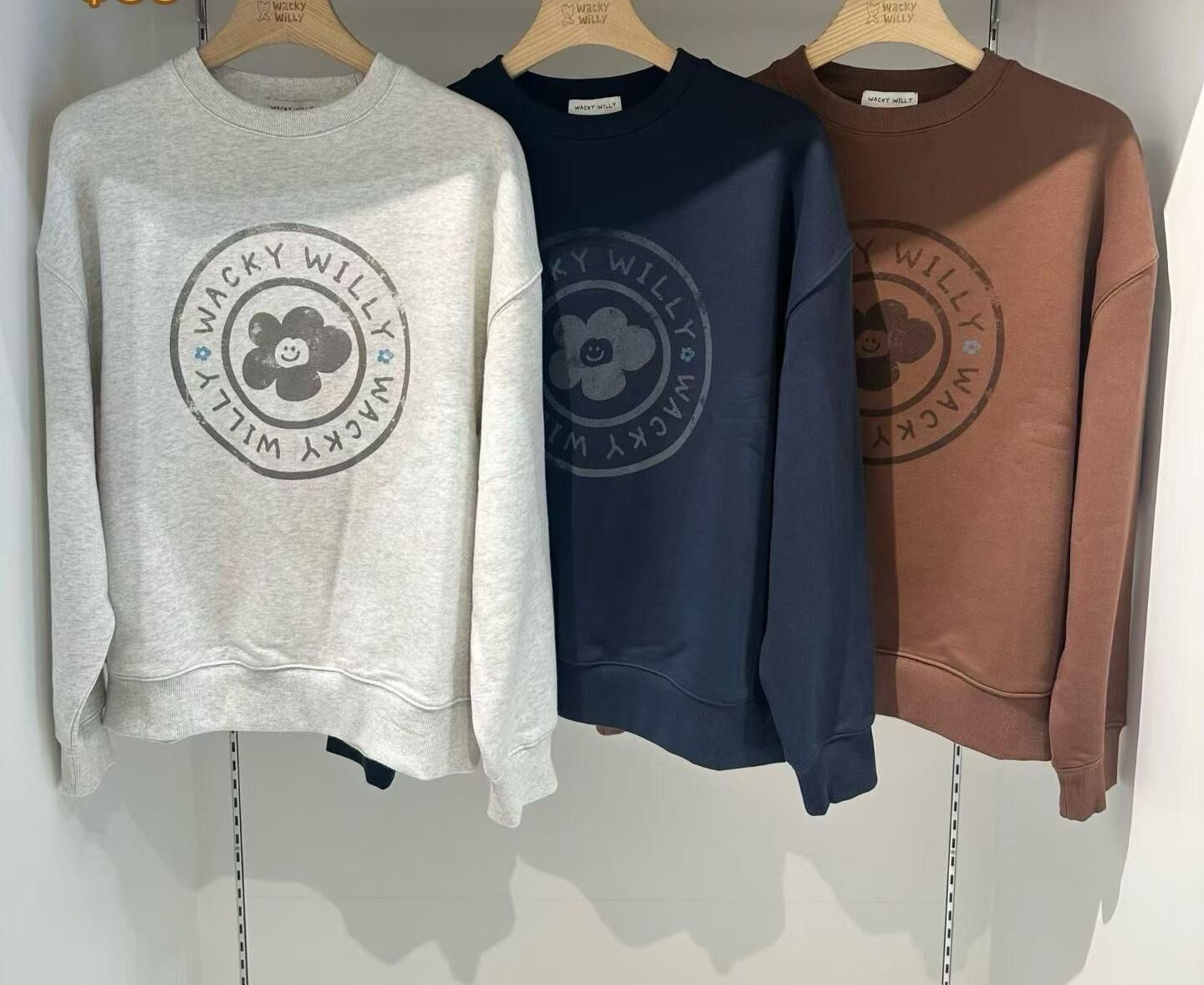 Wacky Willy 花卉印花長袖衛衣（K11 BR48）